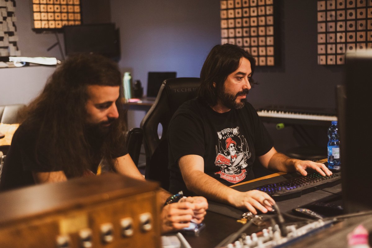 comunicazione visiva per produttore musicale professionista